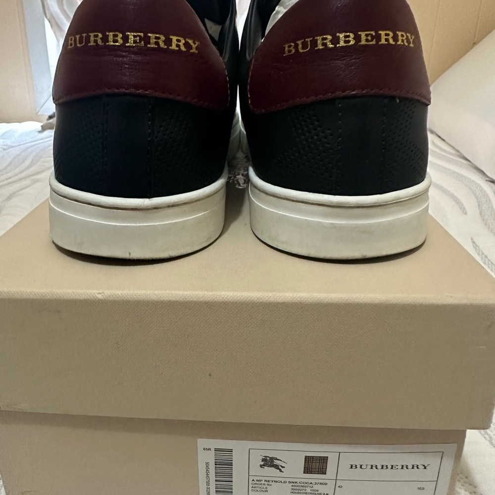 Burberry Men's Black and Burgundy Sneakers